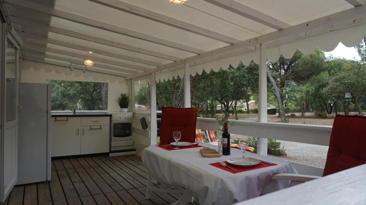 Chalets Met Buitenkeuken Op Camping Lei Suves - Joycasa Рокбрюн-сюр-Аржан Екстер'єр фото