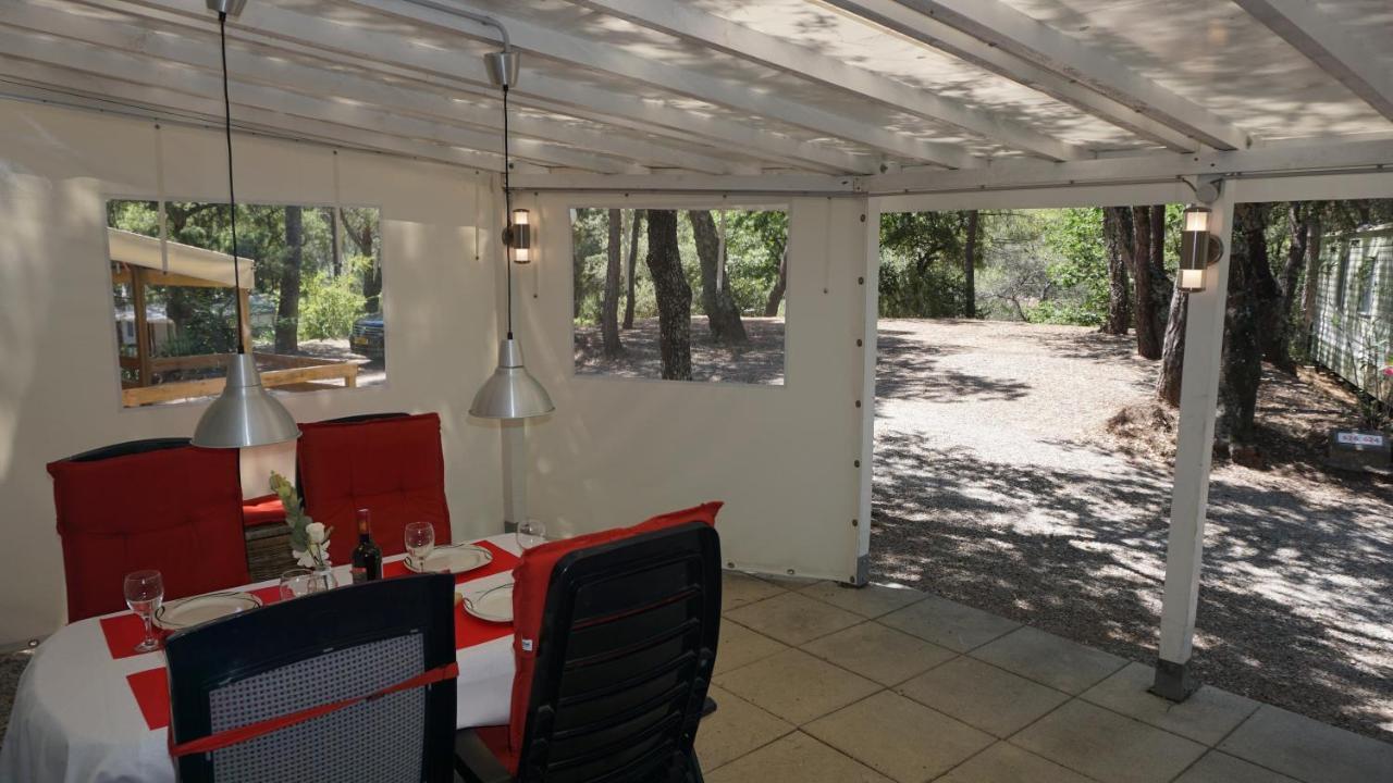 Chalets Met Buitenkeuken Op Camping Lei Suves - Joycasa Рокбрюн-сюр-Аржан Екстер'єр фото