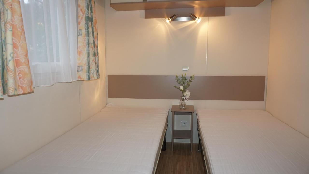 Chalets Met Buitenkeuken Op Camping Lei Suves - Joycasa Рокбрюн-сюр-Аржан Екстер'єр фото