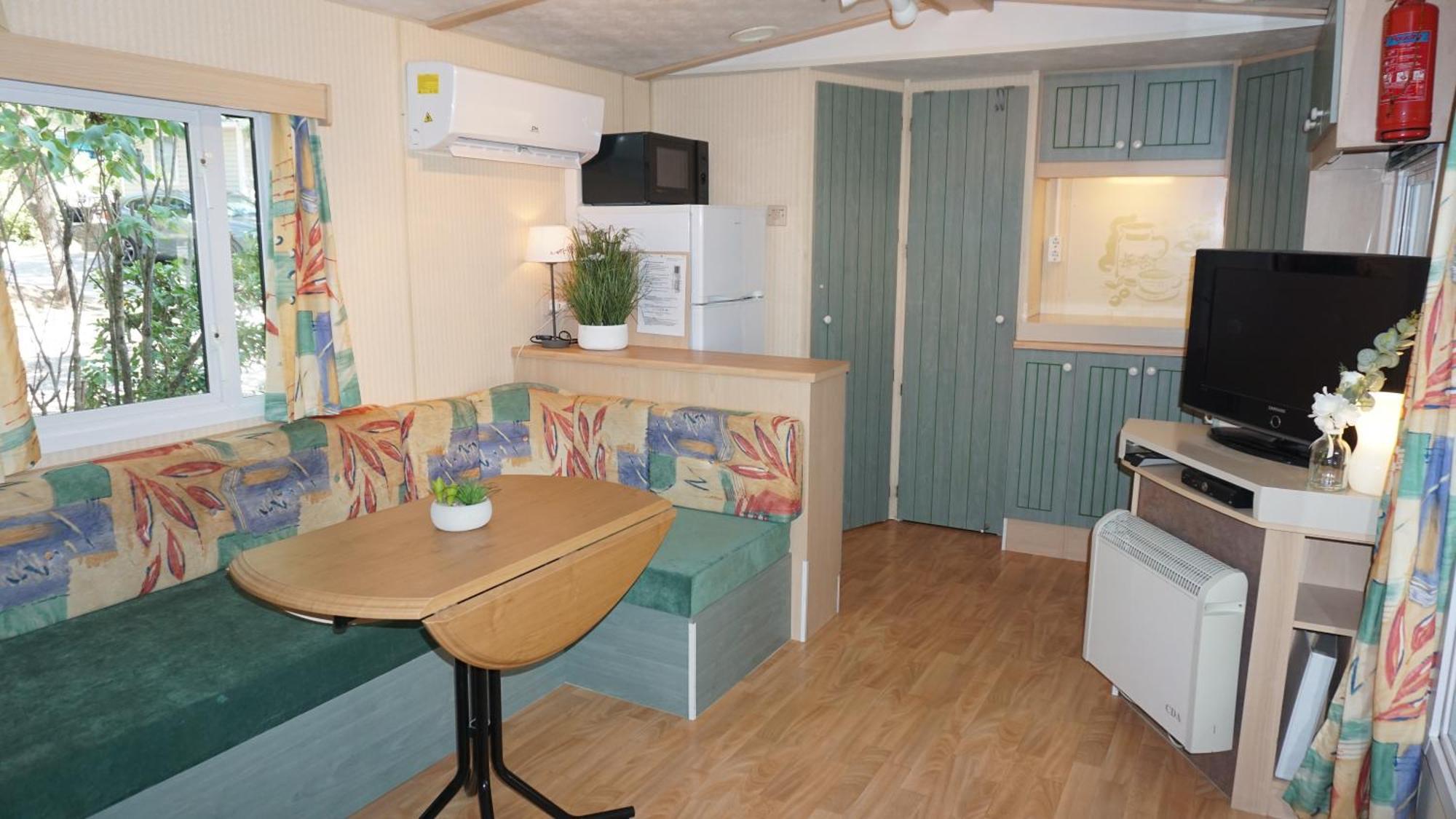 Chalets Met Buitenkeuken Op Camping Lei Suves - Joycasa Рокбрюн-сюр-Аржан Номер фото
